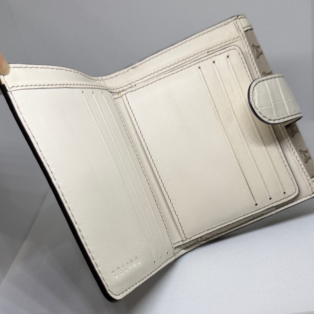 CELINE Monogram Multifunction Compact Wallet - Picture 9 of 16